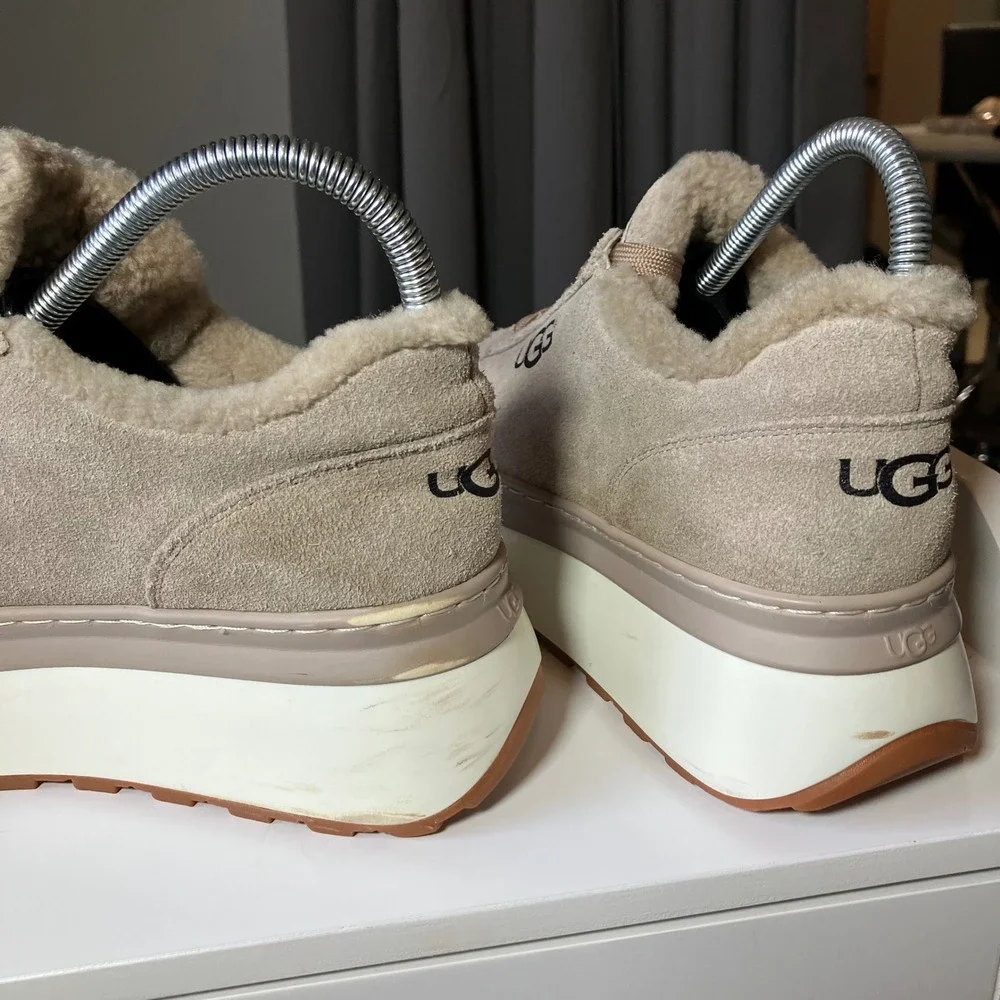 UGG step into